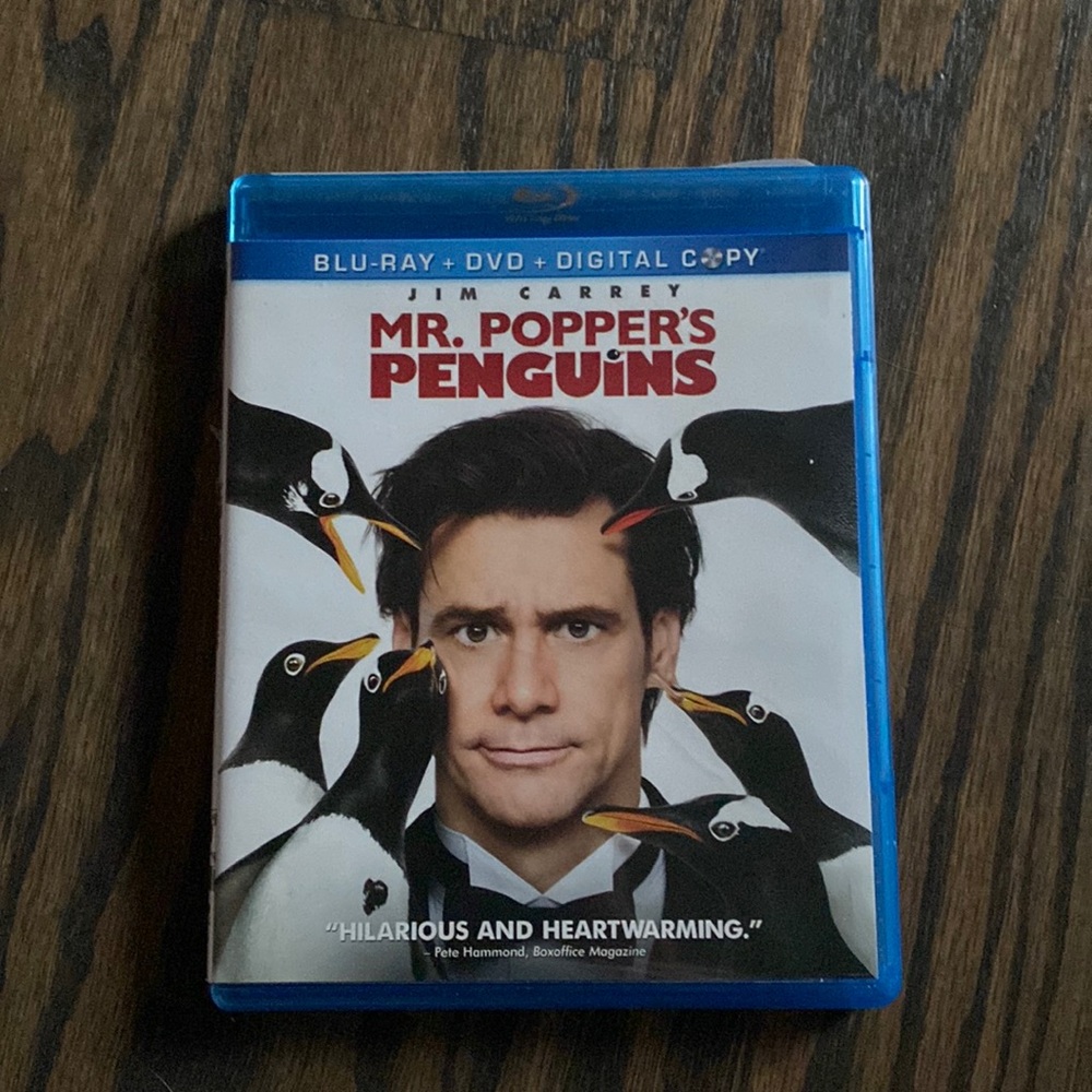 Mr. Poppers Penguins DVD + Blu-ray